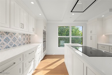 Wow! What a view! Sanibel's Signature Address for Elegant Gulf - photo 13