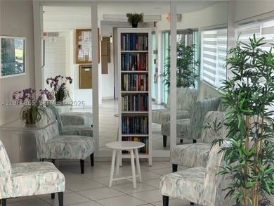 Enjoy relaxed waterfront living in this first-floor 1-bedroom - photo 15