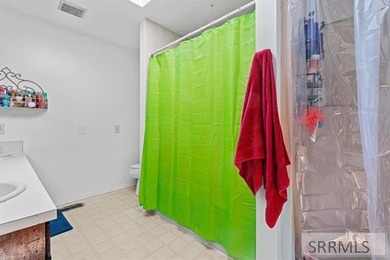 If you are looking for space, and a great deal, this home is it! - photo 16