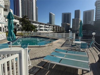 Enjoy relaxed waterfront living in this first-floor 1-bedroom - photo 21