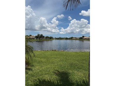 Rare 2//2/2 +Den Waterfront SFH with wide lake views in ultra - photo 2