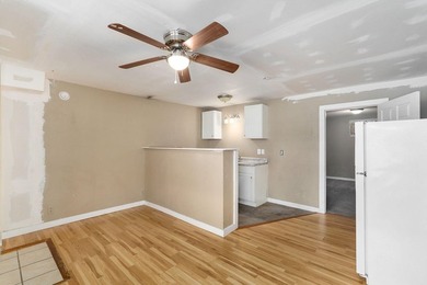 Unique INVESTMENT OPPORTUNITY to own a 15 unit nightly rental. A - photo 46