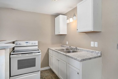 Unique INVESTMENT OPPORTUNITY to own a 15 unit nightly rental. A - photo 48
