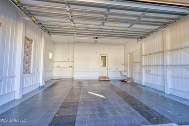 Welcome to 8230 Maunalani Place, a well-maintained property - photo 58
