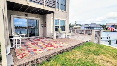 Lake Condo Sale Pending in Rockport, Texas