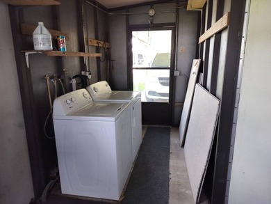 Welcome Home! This furnished, move-in ready 2 Bedroom, 2 Bath - photo 4