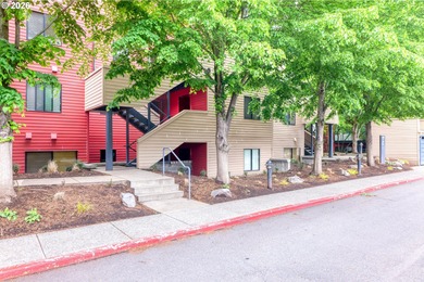 Lake Condo For Sale in Portland, Oregon