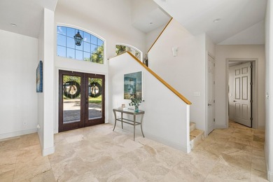 Bathed in natural light and framed by unforgettable sunsets - photo 16