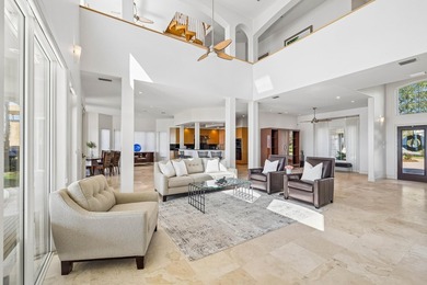 Bathed in natural light and framed by unforgettable sunsets - photo 20
