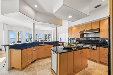 Bathed in natural light and framed by unforgettable sunsets - photo 24