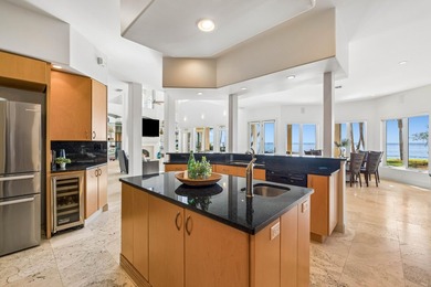 Bathed in natural light and framed by unforgettable sunsets - photo 26