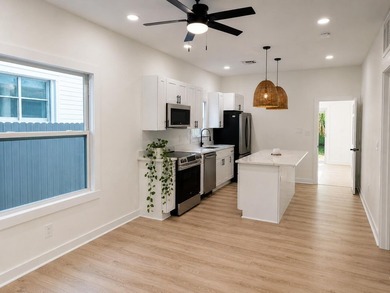 Beautifully renovated 2-bedroom, 1-bath home in the desirable - photo 3