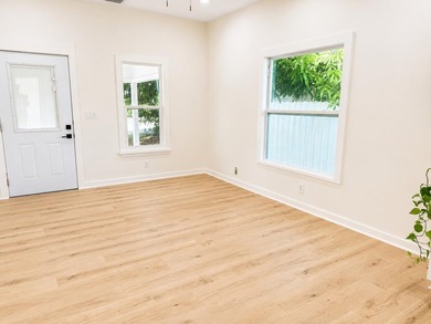 Beautifully renovated 2-bedroom, 1-bath home in the desirable - photo 7