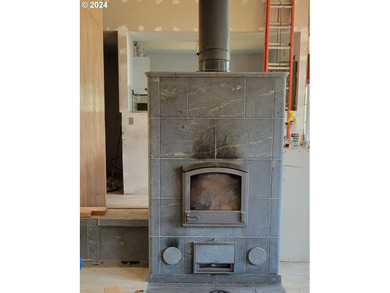 Situated on over 30 beautiful acres just a short distance from - photo 6