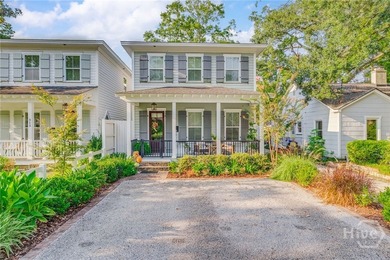 Built in 2016, this custom-designed, move-in-ready 3-bedroom, 2 - photo 2