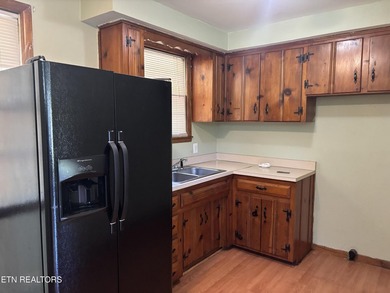 Opportunity awaits with this 3-bedroom + Bonus Room, 1-bath home - photo 13
