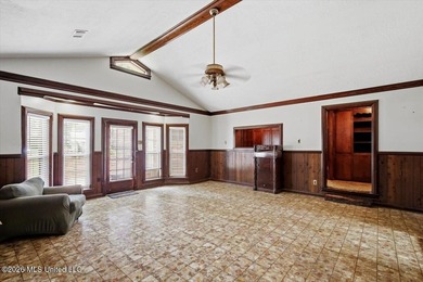 Escape to peaceful country living with this beautiful 5BR/3BA - photo 15