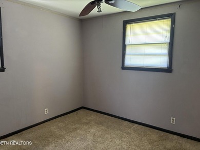 Opportunity awaits with this 3-bedroom + Bonus Room, 1-bath home - photo 21