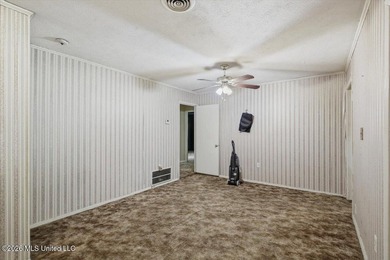 Escape to peaceful country living with this beautiful 5BR/3BA - photo 26