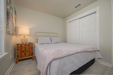 I'm Back & With Updates (flooring & paint)!! This charming - photo 26