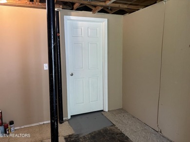 Opportunity awaits with this 3-bedroom + Bonus Room, 1-bath home - photo 27