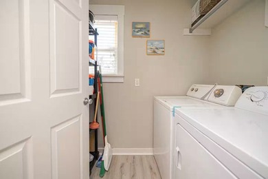 I'm Back & With Updates (flooring & paint)!! This charming - photo 29