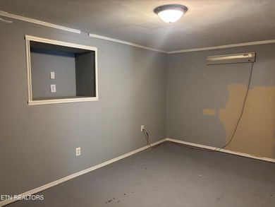 Opportunity awaits with this 3-bedroom + Bonus Room, 1-bath home - photo 30