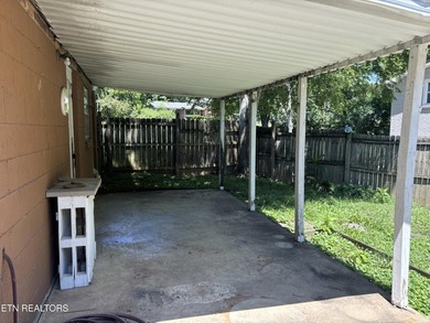 Opportunity awaits with this 3-bedroom + Bonus Room, 1-bath home - photo 37