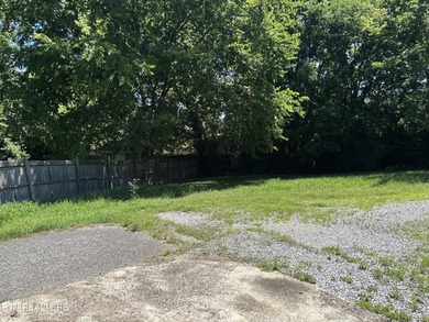 Opportunity awaits with this 3-bedroom + Bonus Room, 1-bath home - photo 38