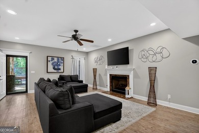 Don't miss this stunning well maintained home! Located in Moss - photo 41