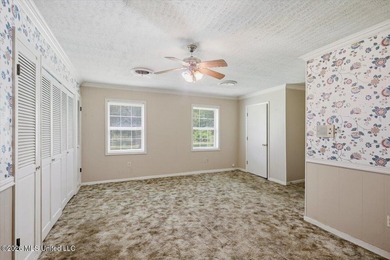 Escape to peaceful country living with this beautiful 5BR/3BA - photo 42