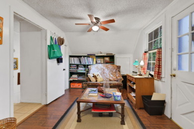 Charming Lake Livingston Retreat on 1.3 Acres - photo 24