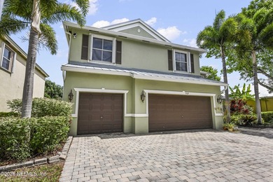 Lake Worth Gem in Savannah Estates! Welcome to this beautiful - photo 4