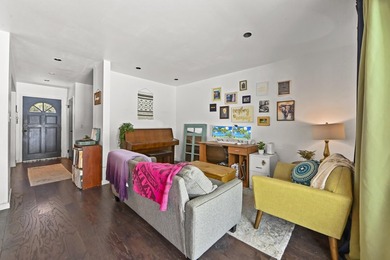 Welcome to 7635 Oakmont Drive in Lake Worth, a charming - photo 14
