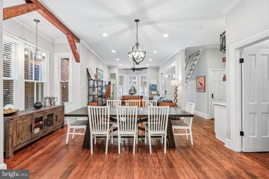 Welcome to 146 Duke of Gloucester Street! As you approach the - photo 16