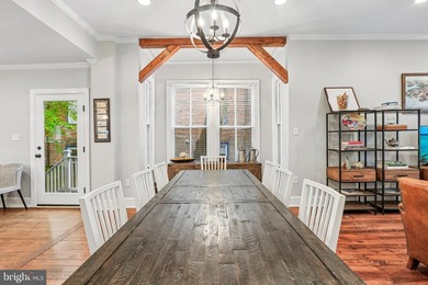 Welcome to 146 Duke of Gloucester Street! As you approach the - photo 17