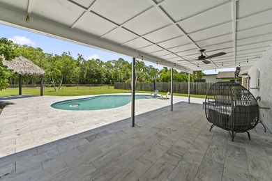 Welcome to 7635 Oakmont Drive in Lake Worth, a charming - photo 26