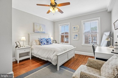 Welcome to 146 Duke of Gloucester Street! As you approach the - photo 26