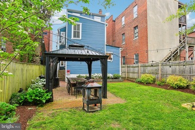 Welcome to 146 Duke of Gloucester Street! As you approach the - photo 41