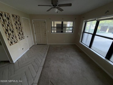 Ready for your renovations, this 3 bedroom, 1.5 bath home has a - photo 4