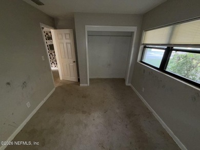 Ready for your renovations, this 3 bedroom, 1.5 bath home has a - photo 7