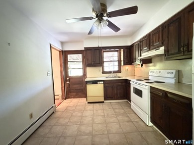 Bring your ideas and unlock the potential of this well-located - photo 19