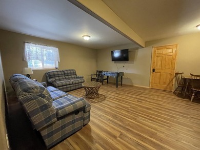 2540 sq.ft. Townhome being offered fully furnished. Spacious - photo 19