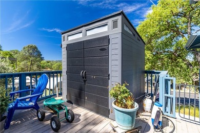 PRICE REDUCED! Located in the gated lake community of Oak Shores - photo 27
