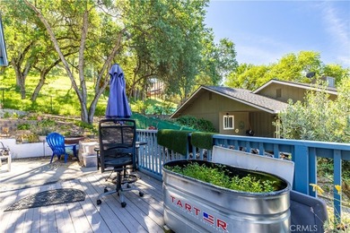 PRICE REDUCED! Located in the gated lake community of Oak Shores - photo 29