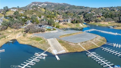 PRICE REDUCED! Located in the gated lake community of Oak Shores - photo 33