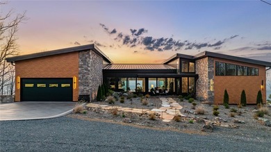 Designed by Polk Stanley Wilcox Architects and engineered into - photo 1