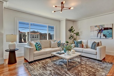 Beautiful Central Sunset semi-detached home ideally located just - photo 5