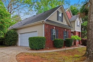 Welcome home to this spacious and well-designed property - photo 1