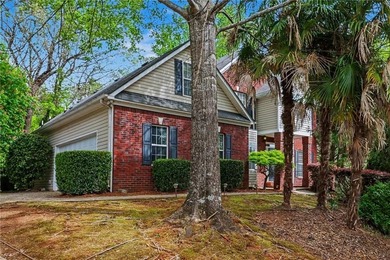 Welcome home to this spacious and well-designed property - photo 2